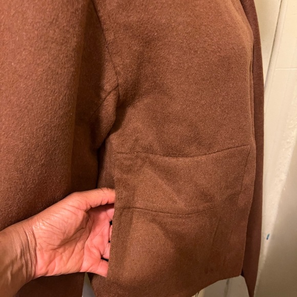 Double faced crop Jacket by House of Harlow 1960. Brown wool blend. Hip & sporty - Picture 5 of 11